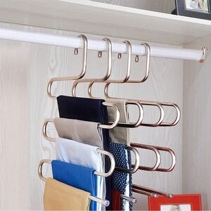 2 pants hooks